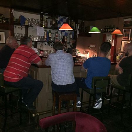 Carey'S Bar & Farmhouse Kilkenny Border Oldleighlin エクステリア 写真