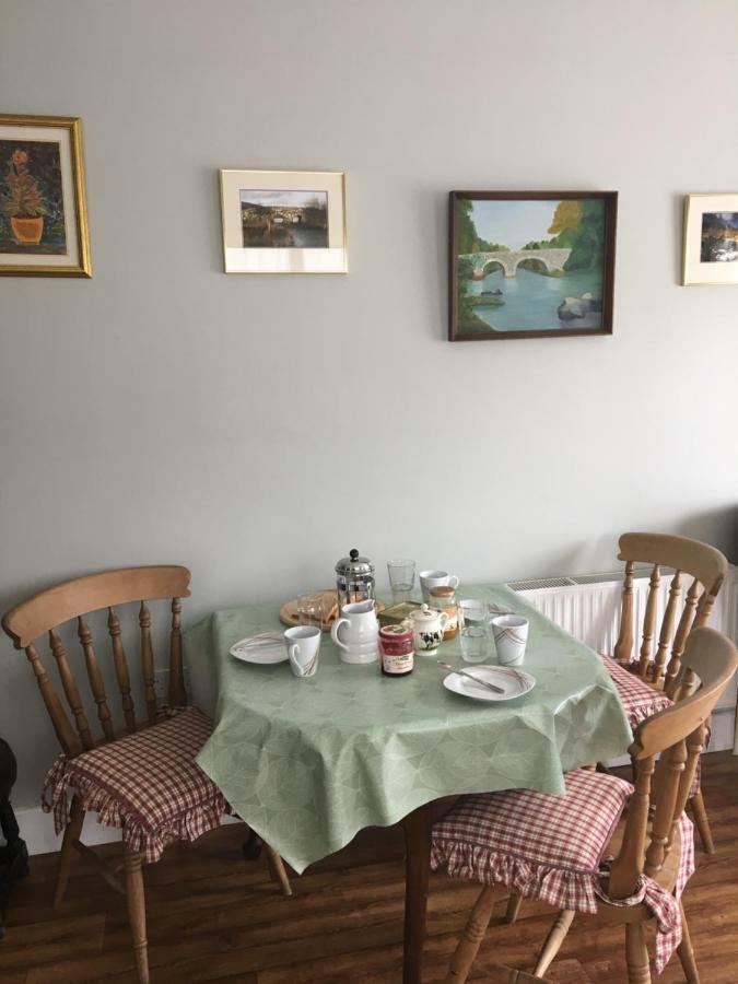 Carey'S Bar & Farmhouse Kilkenny Border Oldleighlin エクステリア 写真